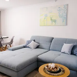Hidden Gem At Center Next To Gozsdu Garden And Synagogue Appartamento
