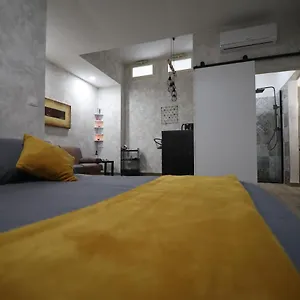 La Clessidra , Bari Olaszország
